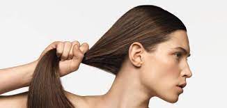 تساقط الشعر: الأسباب والعلاجات المتاحة للحد منه